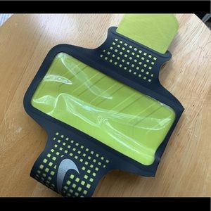 Nike running phone band